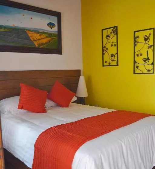 ホテル La Casona Pirámides