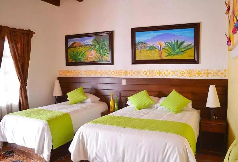 ホテル La Casona Pirámides