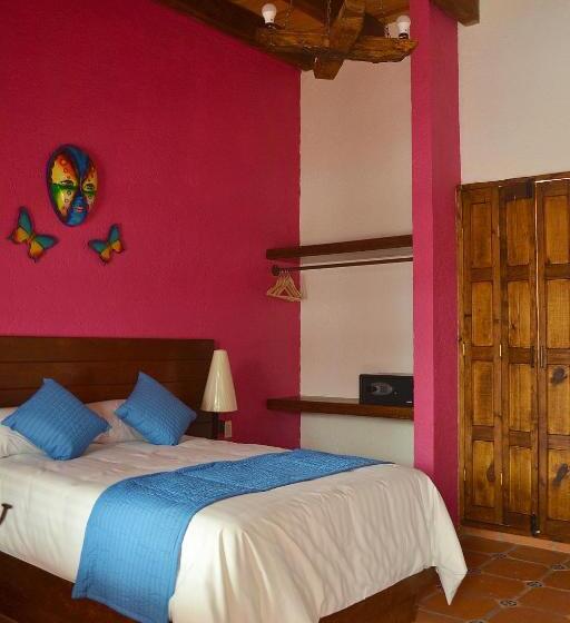 Otel La Casona Pirámides