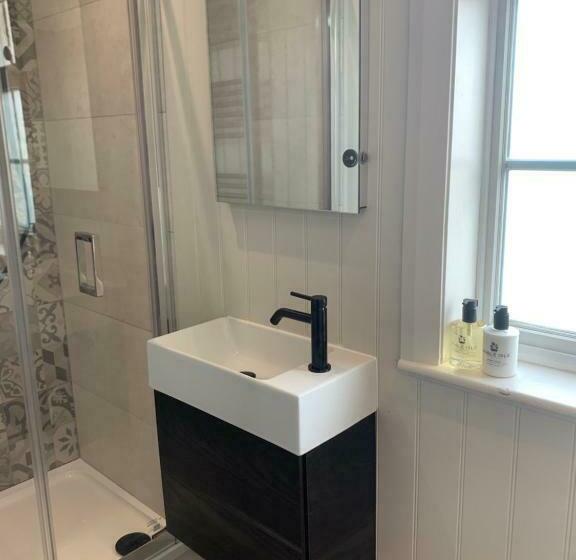 Пансион The Old Bell B&b