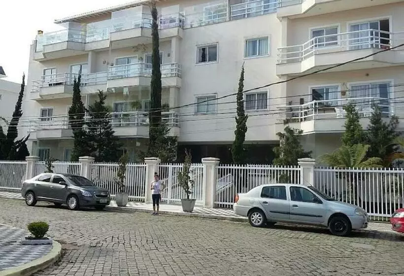 Apartamento Aconchegante Com Varanda!