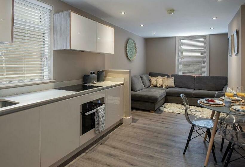 Coral Boutique Apartment 2