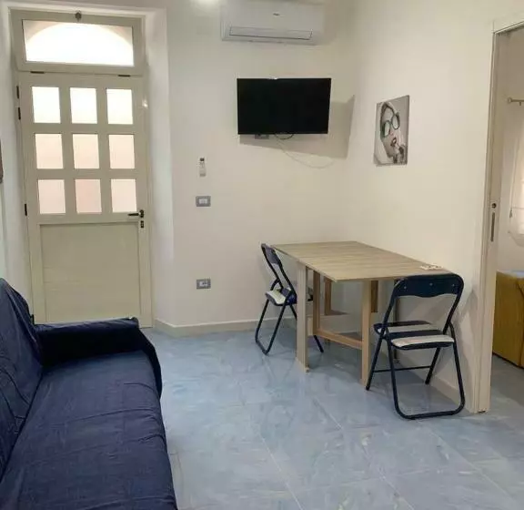 Nerone House