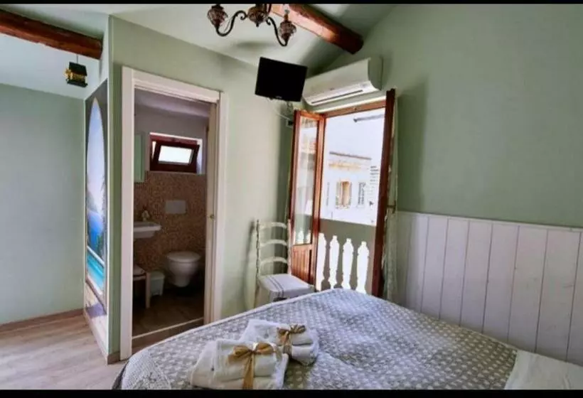 Aamiaismajoitus (B&B) Castello