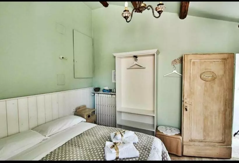 Aamiaismajoitus (B&B) Castello