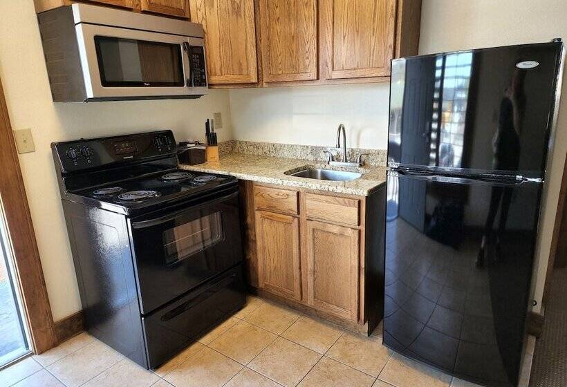 ホテル The Inn At Shady Lawn