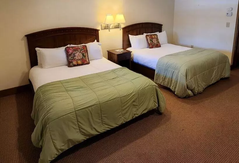 Hotelli The Inn At Shady Lawn