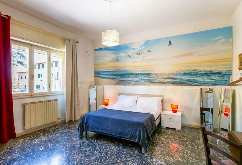 Val D Arno House With Garden, Parking And Swimming Pool