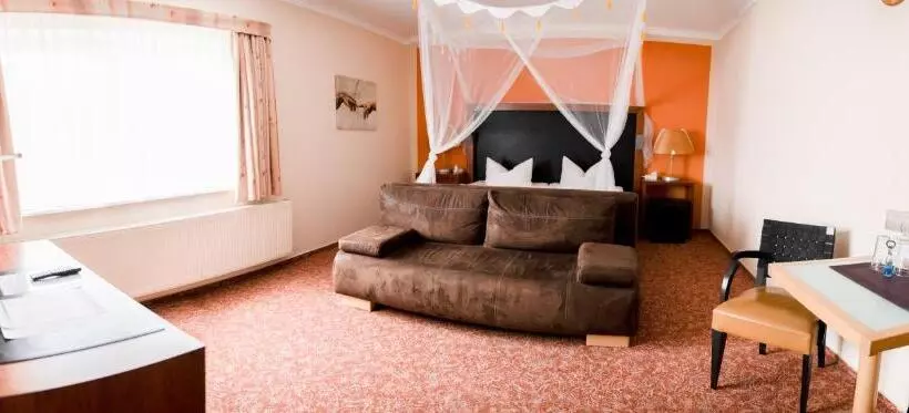 ホテル Am Uckersee