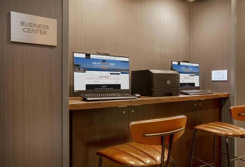 فندق Courtyard Orlando Altamonte Springs Maitland