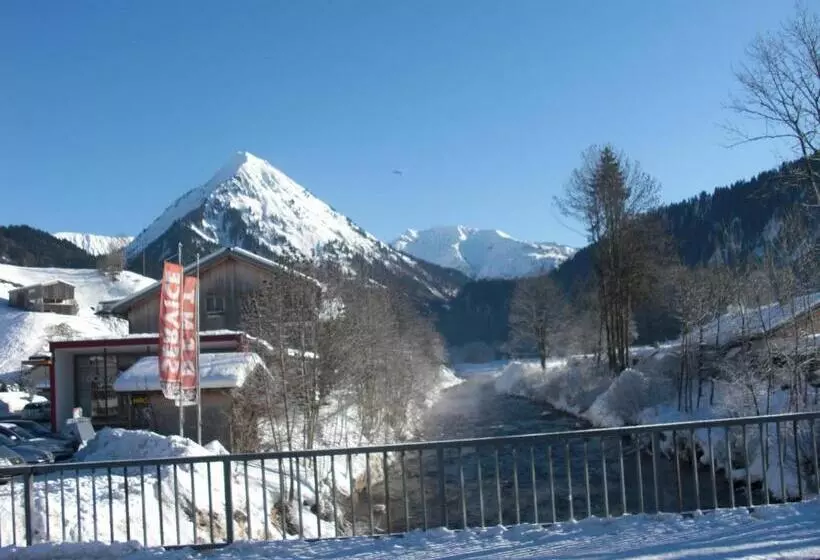 호텔 Das Schiff In Den Bergen