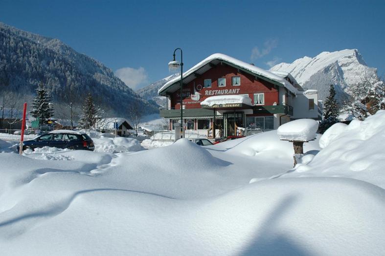 Отель Das Schiff In Den Bergen
