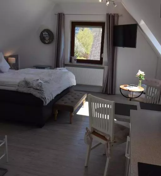 فندق Ferienwohnung Und Appartementvermietung Haus Kaiser