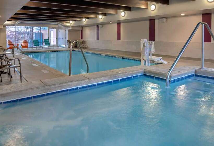 هتل Home2 Suites By Hilton Omaha West, Ne