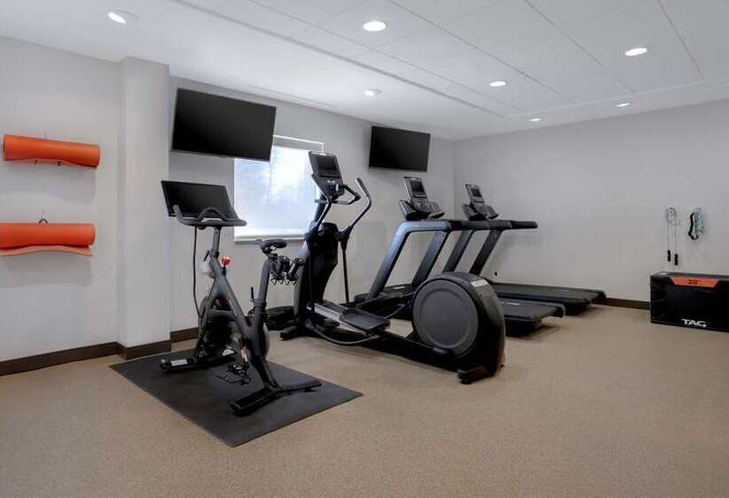 هتل Home2 Suites By Hilton Omaha West, Ne