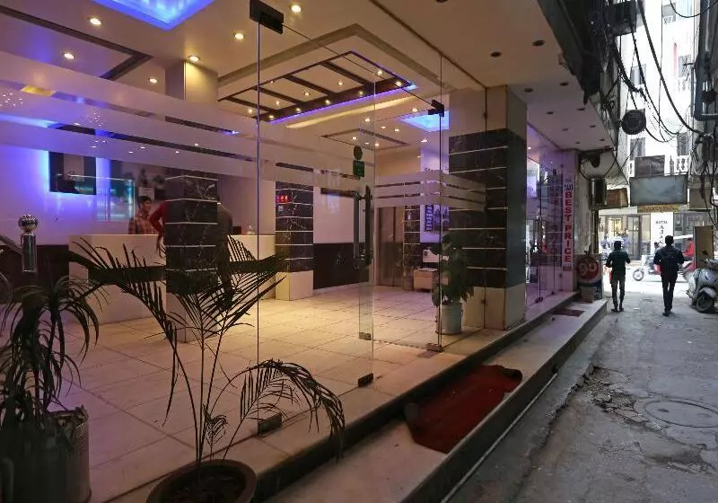 هتل Sai International