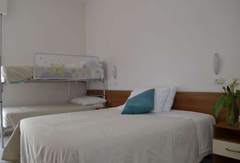 בית מלון כפרי Sportur Club