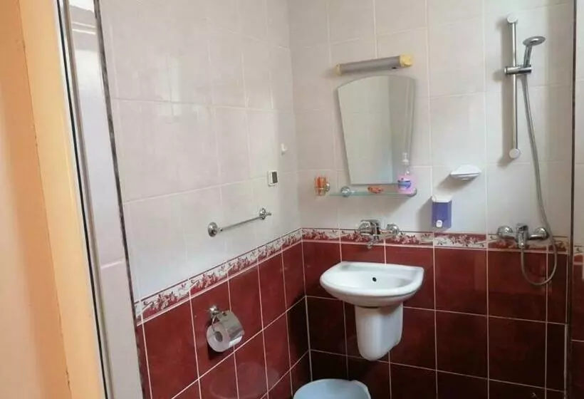 Hotel Guest House Zora   Sarafovo