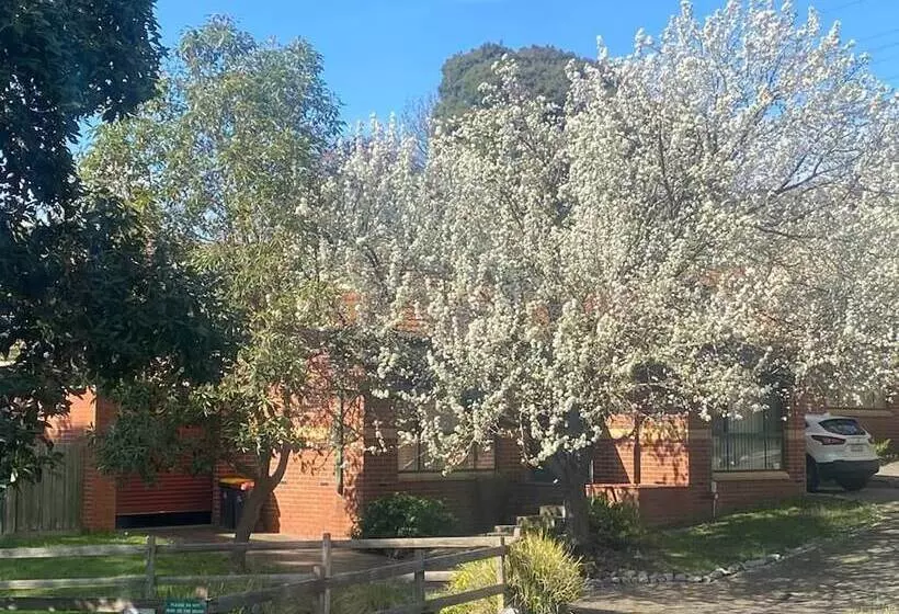 Mount Waverley Townhouses