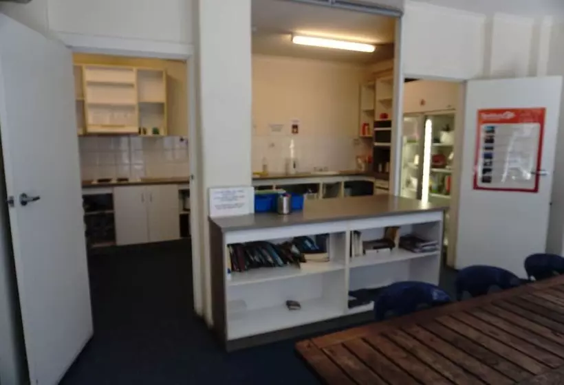 Пансион The Guesthouse   Hostel