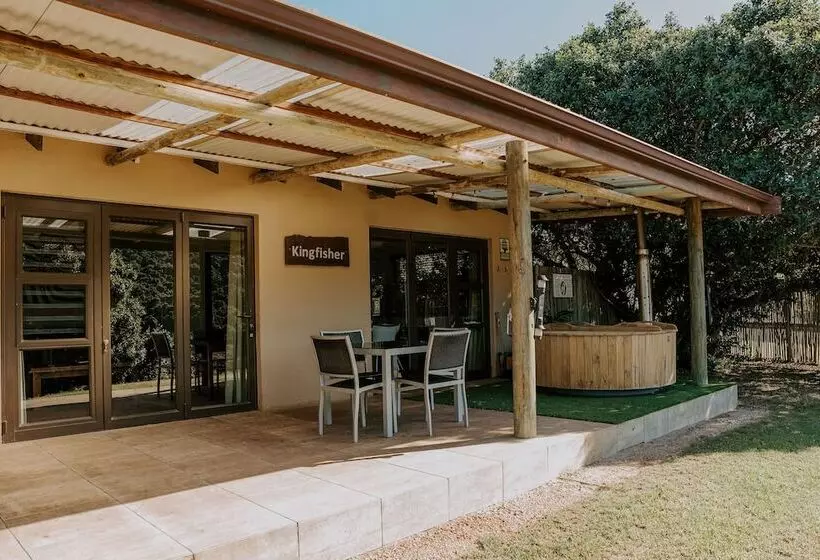 Thunzi Bush Lodge