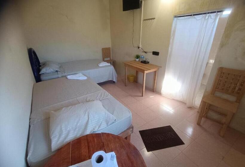 旅馆 Hospedaje C&r