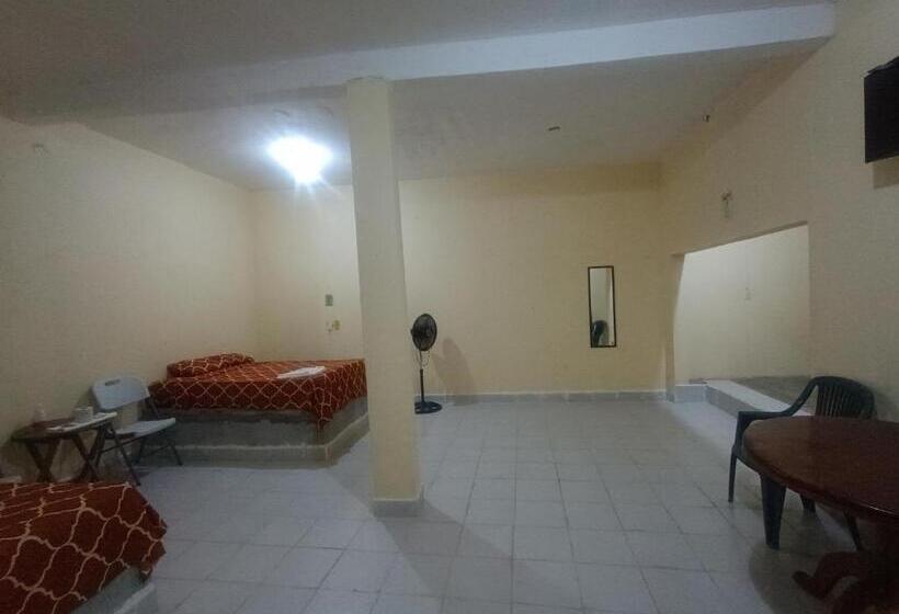 旅馆 Hospedaje C&r