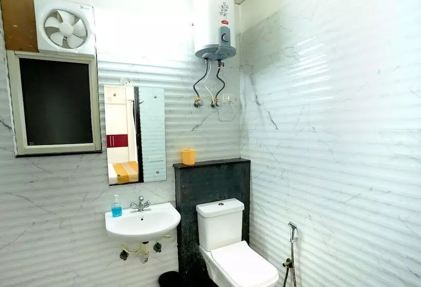 هتل Gupta Residency Near Noida Sector 50 Metro Station