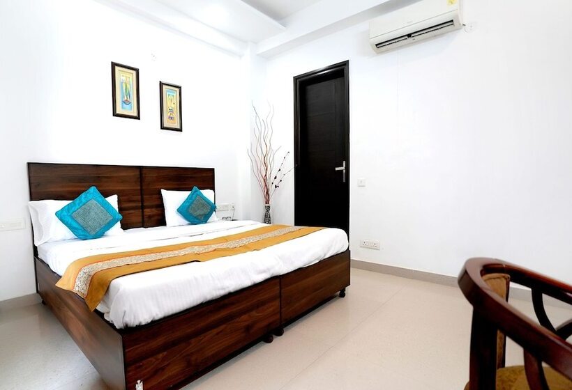 호텔 Gupta Residency Near Noida Sector 50 Metro Station