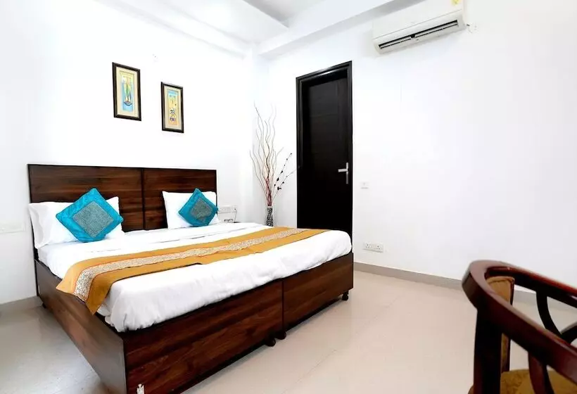هتل Gupta Residency Near Noida Sector 50 Metro Station