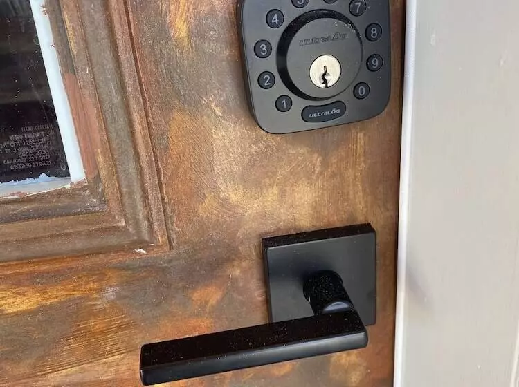 The Darmont Hotel And Suites