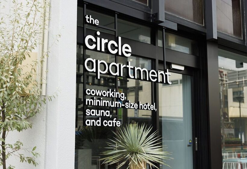 הוסטל The Circle Apartment