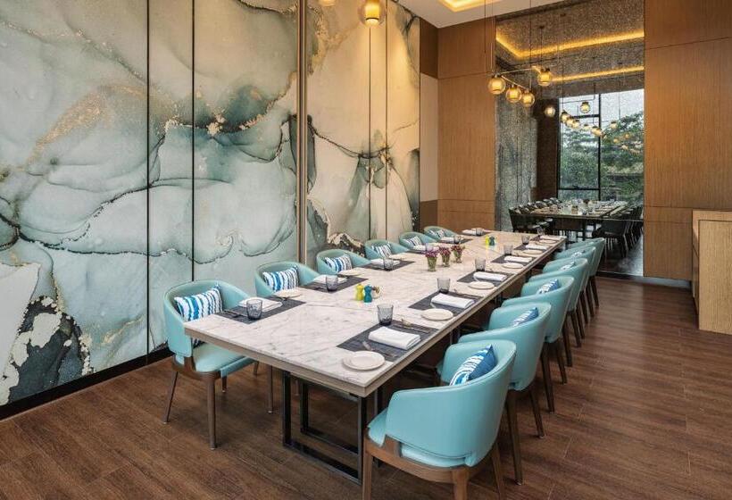 فندق Fairfield By Marriott Mumbai International Airport