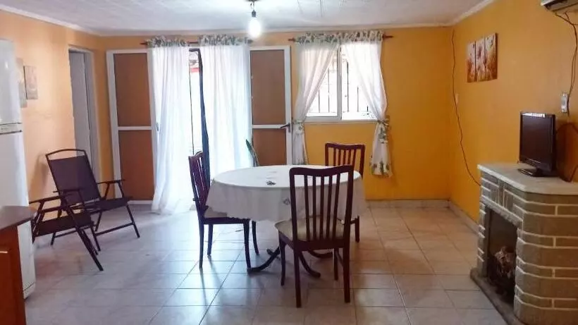 ペンション Brisas De San Javier