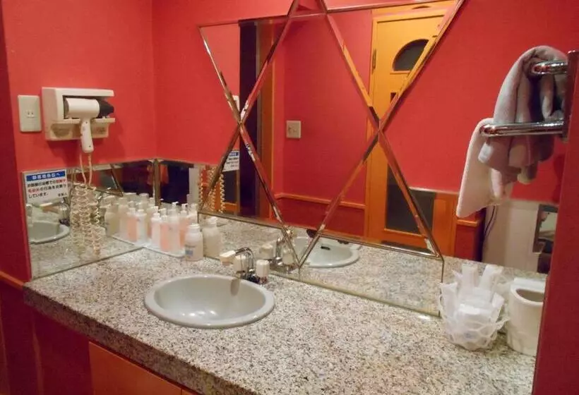 Hotelli 愛花夢　小田原