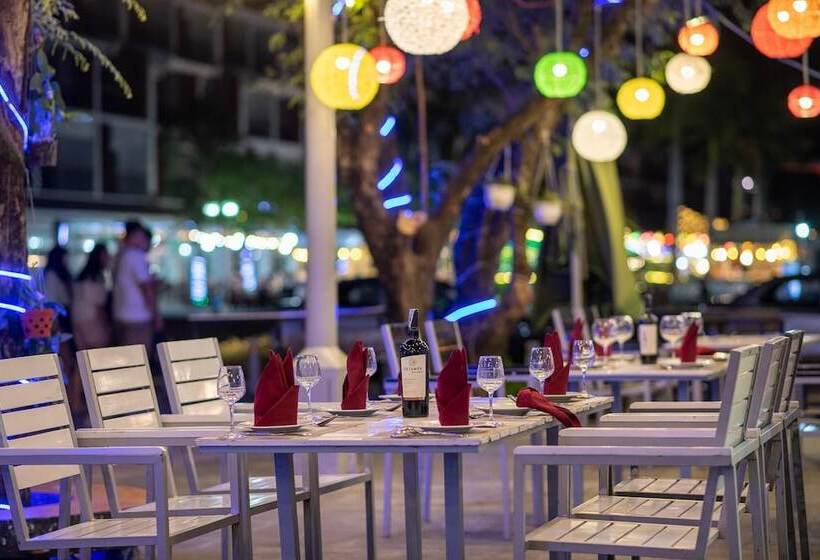 هتل Amon Phu Quoc