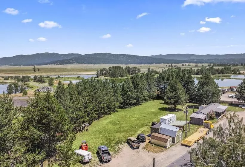 ホテル Birch Glen Lodge