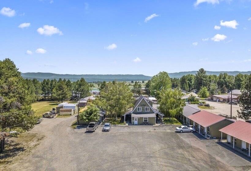 Отель Birch Glen Lodge