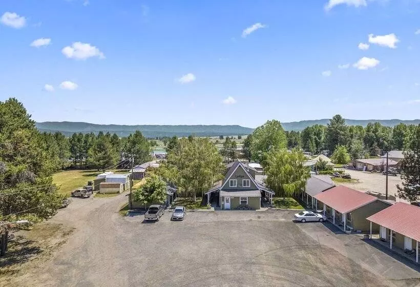 ホテル Birch Glen Lodge