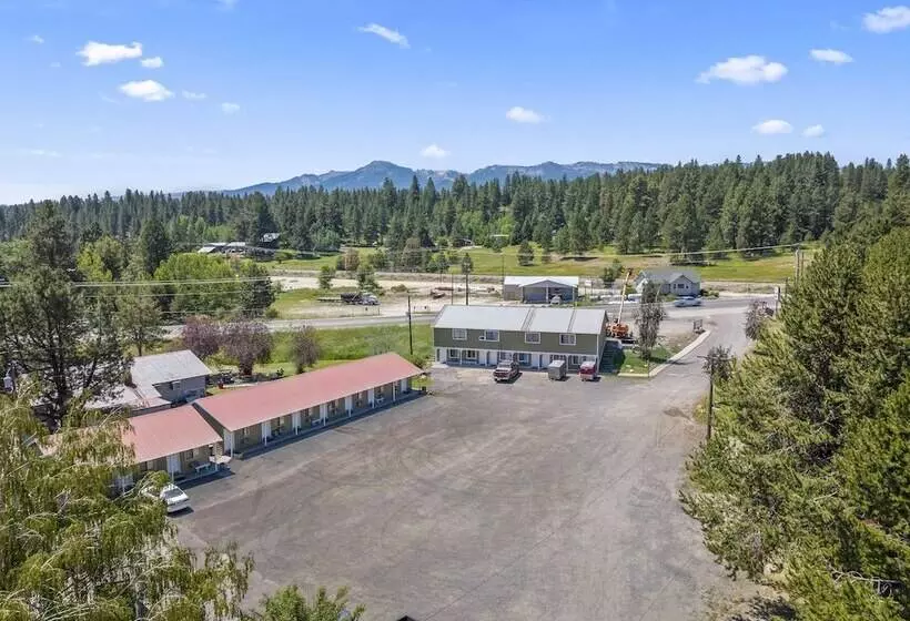 ホテル Birch Glen Lodge