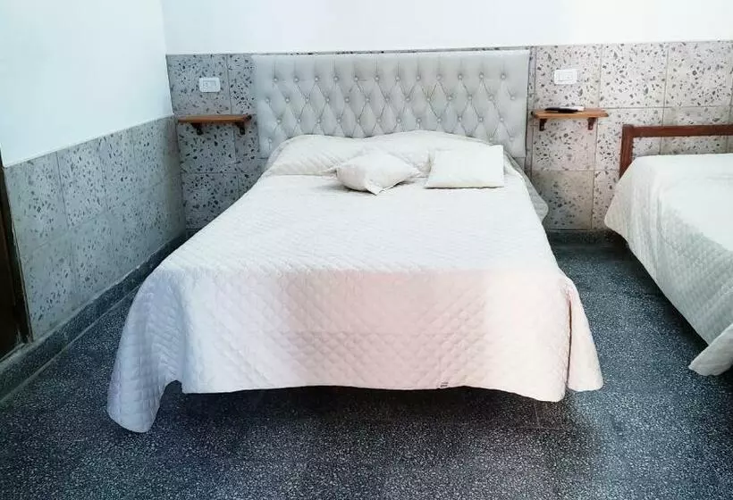 Hotelli Portal De Las Viñas