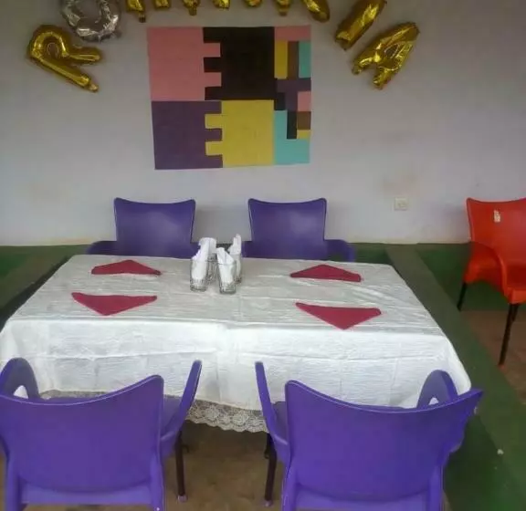 هتل Romancia