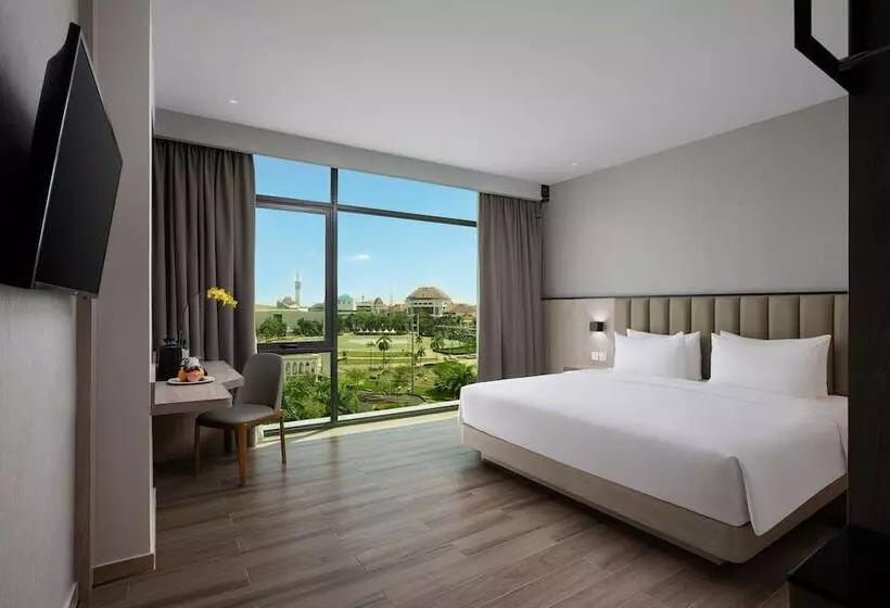 هتل Santika Batam