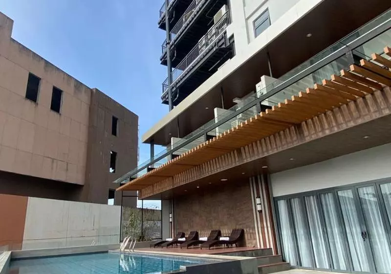 هتل Santika Batam