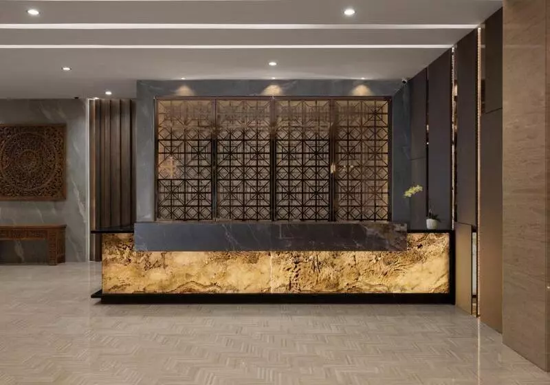 هتل Santika Batam