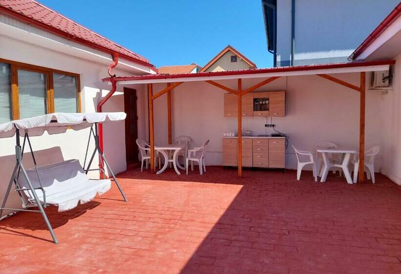 פנסיון Casa Anne