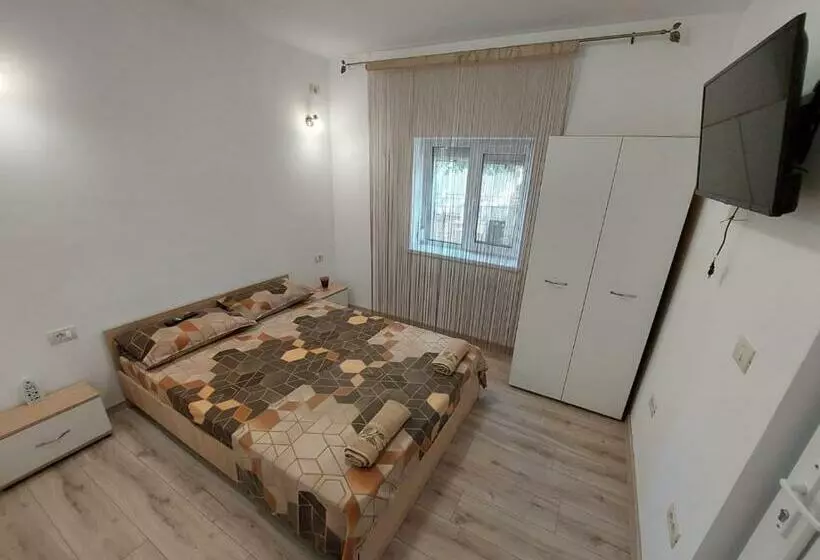 پانسیون Casa Aris   Eforie Nord