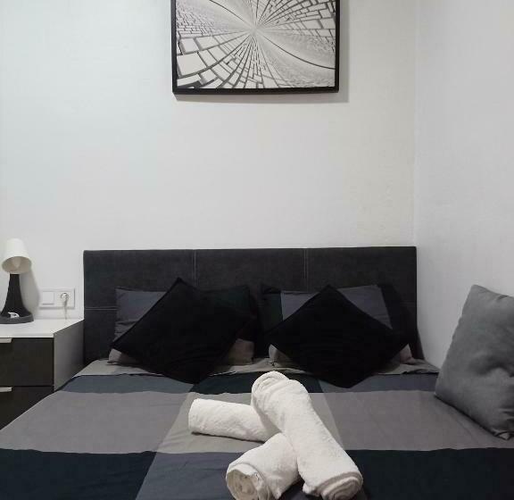 پانسیون Vilapicina Hostal