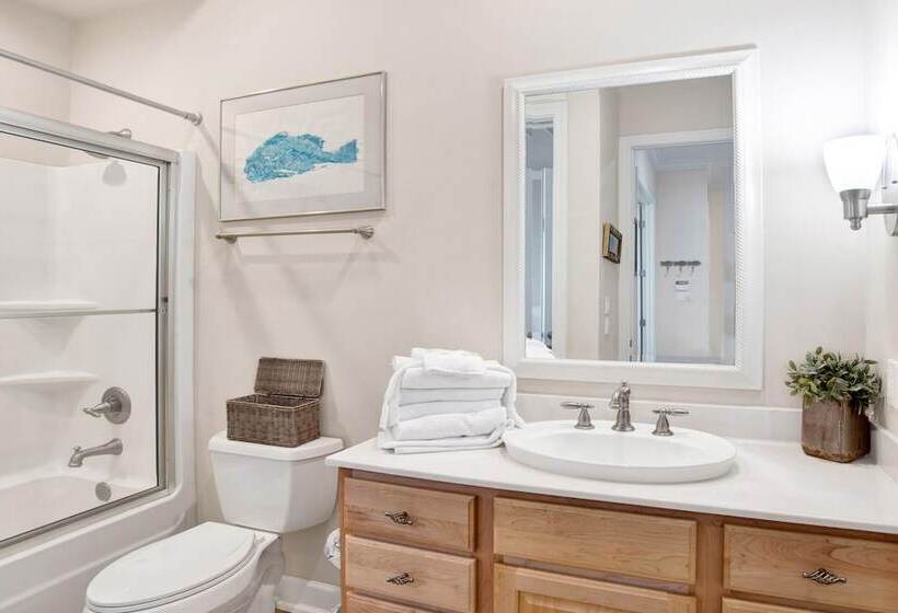 Regency Cabanas D2   3b Townhome