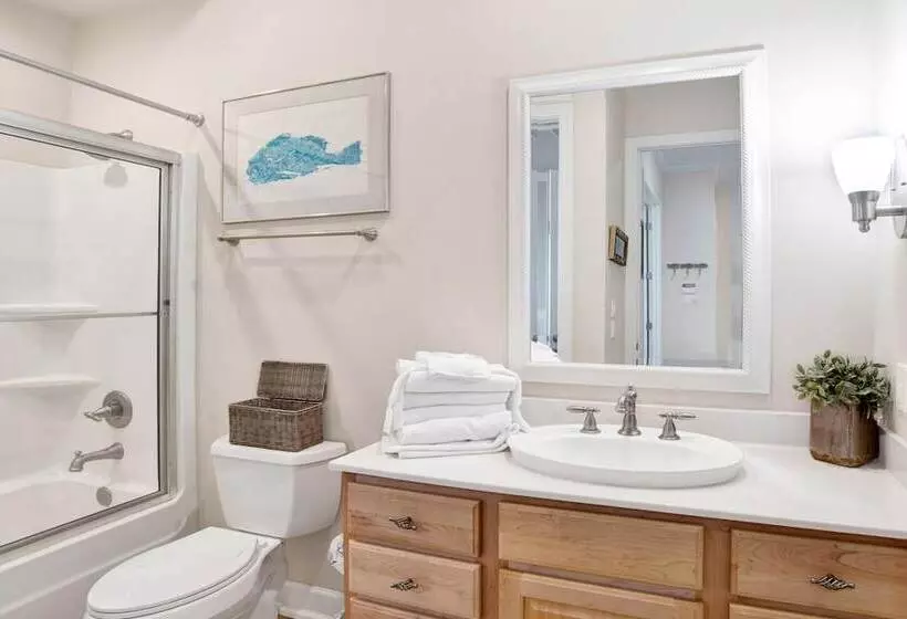Regency Cabanas D2   3b Townhome